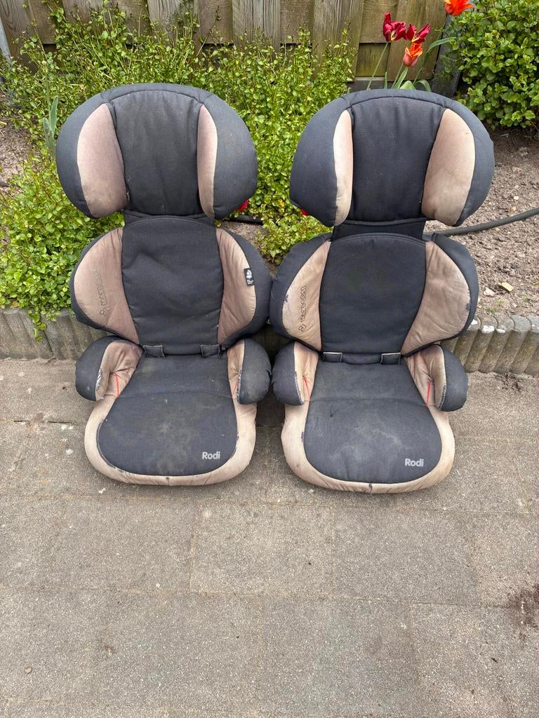 2x Maxi-Cosi Rodi kinderzitje + 1x verhoger, Ophalen, 15 t/m 36 kg, Zijbescherming, Maxi-Cosi