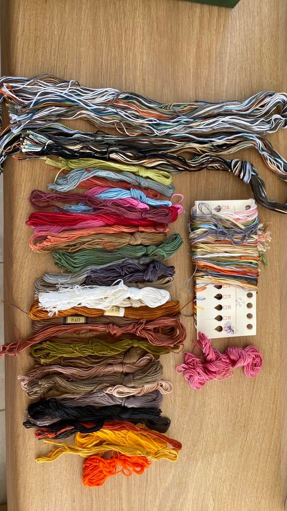 Borduurzijde diverse kkeuren en merken, Hobby en Vrije tijd, Borduren en Borduurmachines, Ophalen of Verzenden, Zo goed als nieuw