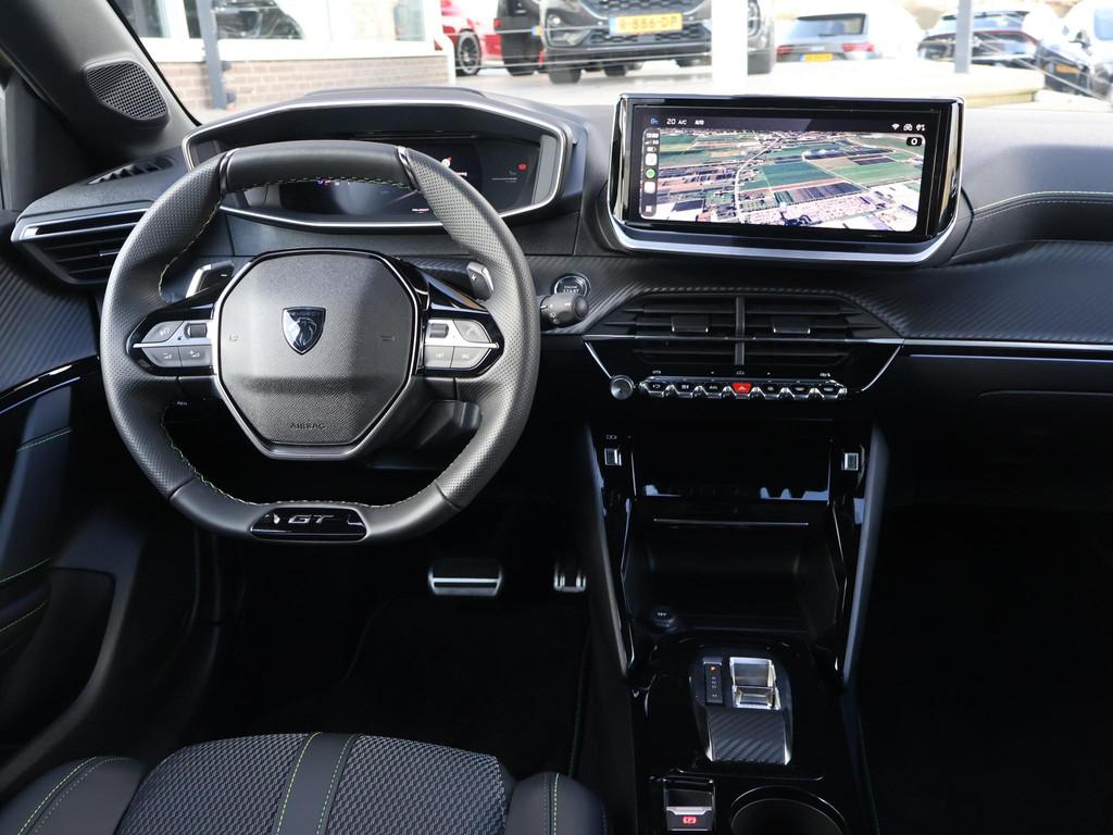 Peugeot 208 1.2 HYBRID 145 PK e-DCS6 GT *NIEUW* + CAMERA | S, Auto's, 145 pk, Gebruikt, Euro 6, 650 kg