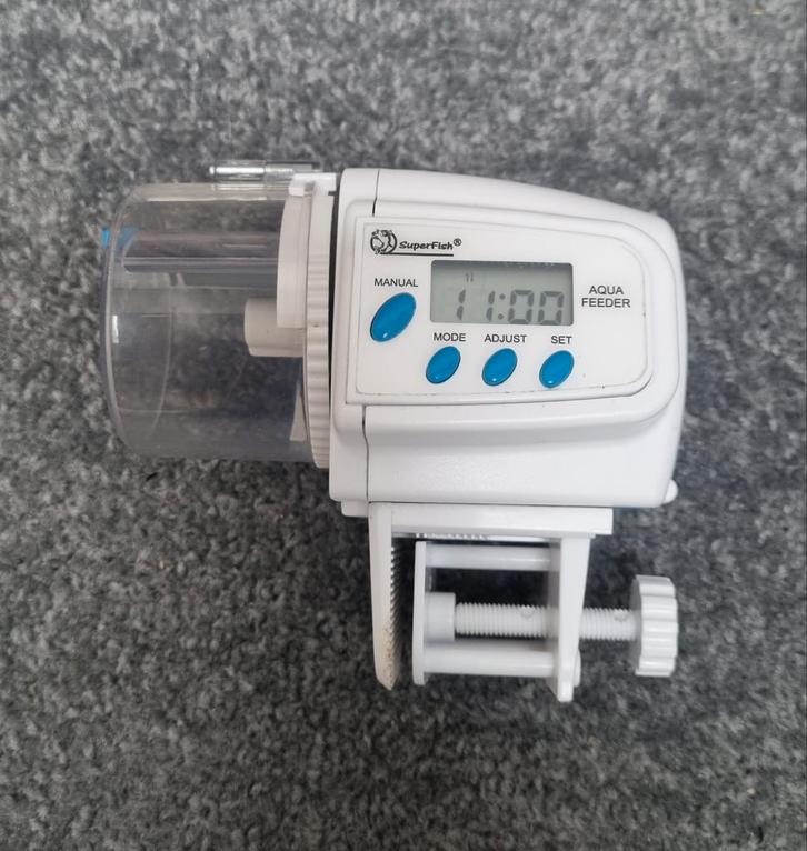 Superfish Aqua-Feeder (voederautomaat)+ extra cadeautje 😉, Dieren en Toebehoren, Vissen | Aquaria en Toebehoren, Zo goed als nieuw