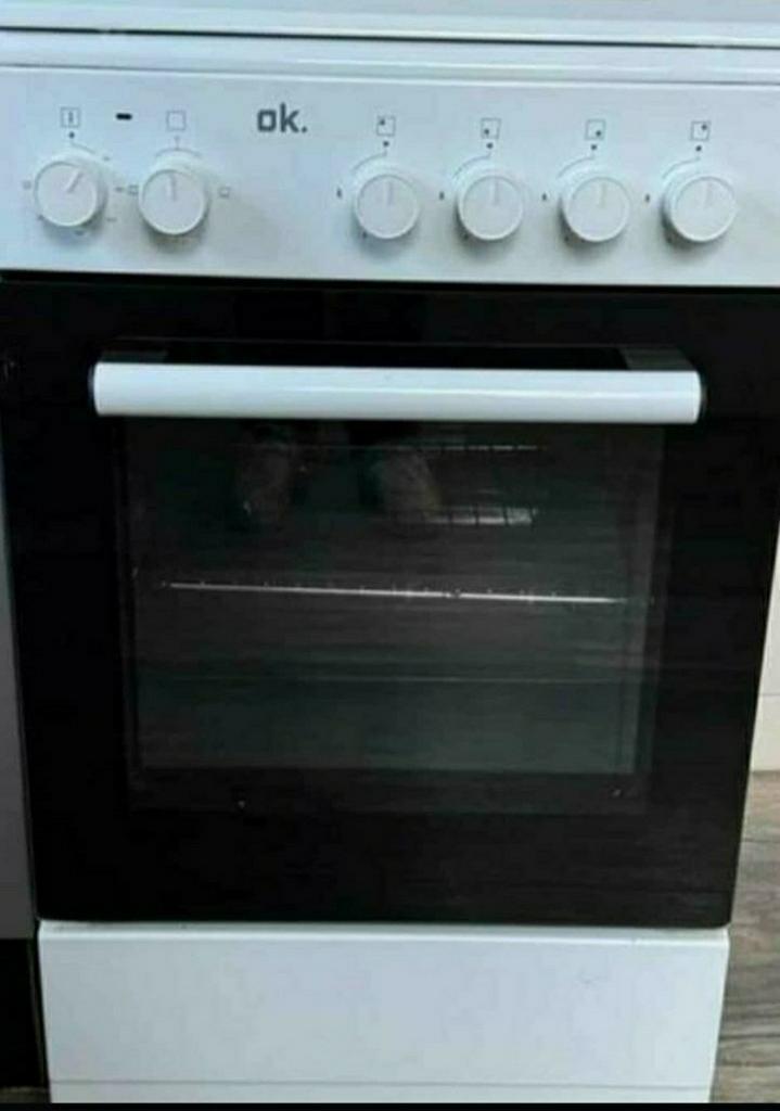 ZEER NETTE  GASFORNUIS MET  ELECT. ONTSTEKING € 100-, Witgoed en Apparatuur, Fornuizen, Zo goed als nieuw, Vrijstaand, Gas, 4 kookzones