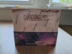 Nostalgix 1st Edition Base Set Booster Box New Sealed, Ophalen of Verzenden, Nieuw, Boosterbox, Foil