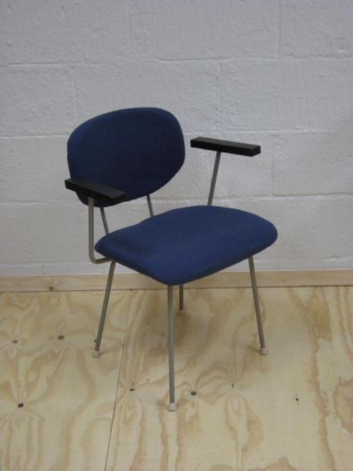 Vintage design klassieker ontwerp Wim Rietveld, 1953., Huis en Inrichting, Stoelen, Zo goed als nieuw, Eén, Metaal, Stof, Blauw