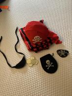 2 Piraten broekjes maat 128 + accesoire, Ophalen of Verzenden