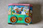 Vintage Disney Duck Farm Country Wagon blik met 4 wielen., Verzamelen, Disney, Ophalen of Verzenden, Donald Duck