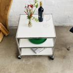 USM Haller - Bijzettafel - wit, 45 tot 60 cm, Minder dan 55 cm, Verzenden, Zo goed als nieuw