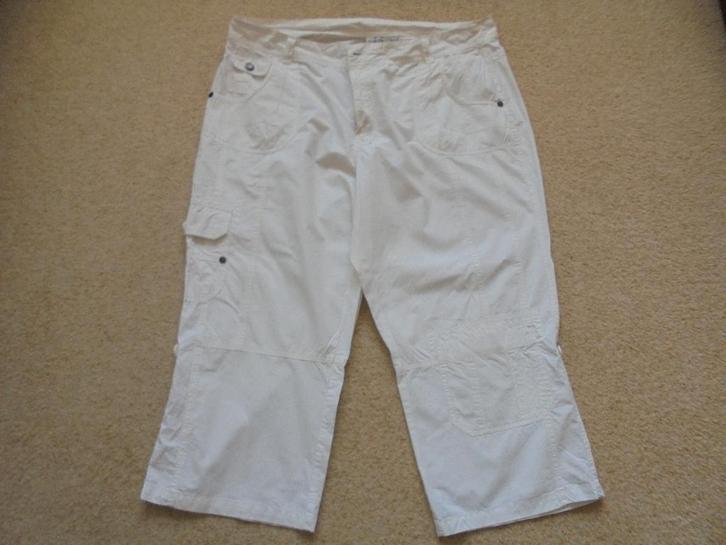 Creme kleurige driekwart/korte broek, Kleding | Dames, Grote Maten, Gedragen, Broek of Spijkerbroek, Beige, Ophalen of Verzenden