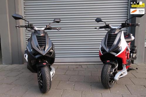Italjet Dragster 125cc / 200cc NIEUW DIRECT LEVERBAAR!, Motoren, Motoren | Overige merken, Bedrijf, Scooter, 12 t/m 35 kW, ABS
