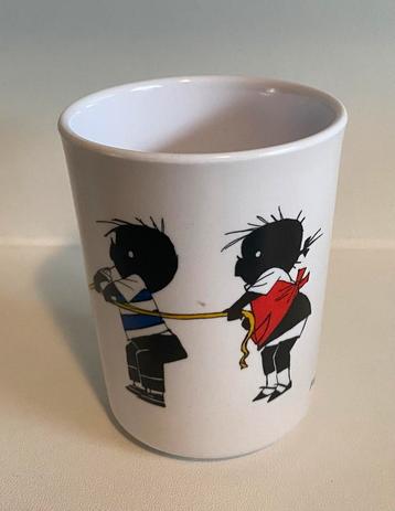 Kunststof bekertje met Jip en Janneke en Siepie en vogeltje. beschikbaar voor biedingen