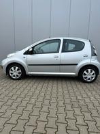 Peugeot 107 1.0 12V 5DR 2010 Grijs NAP 100.000 Km nieuwe apk, Auto's, Voorwielaandrijving, 4 stoelen, 68 pk, Origineel Nederlands