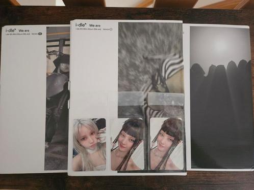WTS i-dle* we are album (+ soyeon, minnie pob photocard), Hobby en Vrije tijd, Scrapbooking, Zo goed als nieuw, Album of Boek
