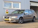 Volvo V70 2.4 D5 Summum / trekhaak / Dynaudio / DVD schermen, Auto's, Volvo, Gebruikt, 179 €/maand, 2000 kg, Diesel