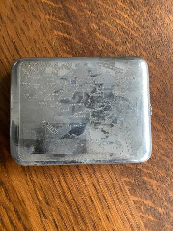 Brocante sigarettenetui metaal België fifties beschikbaar voor biedingen