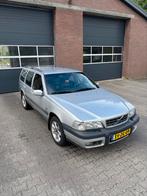 Volvo V70 2.5 XC 4WD AUT 1999 Grijs, Auto's, Volvo, Automaat, Zwart, Stationwagon, 2435 cc