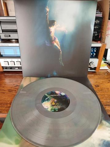 Ellie Holding - Higher Than Heaven (Silver Vinyl)  beschikbaar voor biedingen