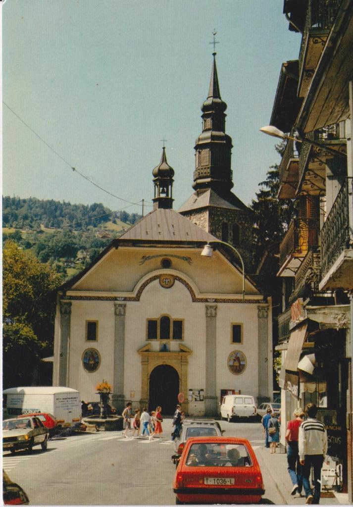 Frankrijk, Saint Gervais Les Bains met auto's Ford Fiesta, Verzamelen, Ansichtkaarten | Buitenland, Ongelopen, Frankrijk, 1960 tot 1980