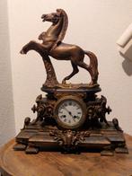 Grote franse pendule klok met  paard, Antiek en Kunst, Ophalen