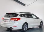 Ford Focus Wagon 1.0 EcoBoost Titanium ST-line Automaat, LED, Gebruikt, Wit, 3 cilinders, Lichtsensor