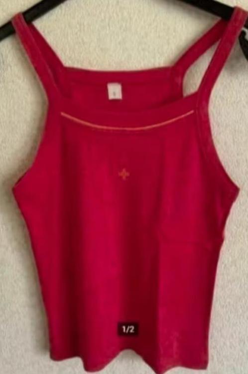 Rode top, rood topje, hemd, hemdje; small; 100% katoen, Kleding | Dames, Tops, Gedragen, Maat 36 (S), Rood, Zonder mouw, Ophalen of Verzenden