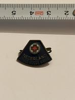 vintage EHBO nederland jeugd rode kruis speld/button, Verzamelen, Speldjes, Pins en Buttons, Ophalen of Verzenden, Zo goed als nieuw