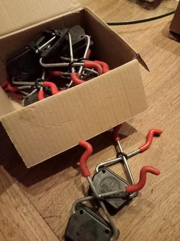 12x Bruns gereedschapklem ophanghaak ophangsysteem beschikbaar voor biedingen
