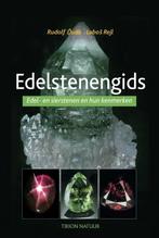 Edelstenengids met veel prachtige foto,s en uitleg, Ophalen of Verzenden, Zo goed als nieuw