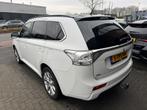 Mitsubishi Outlander 2.0 PHEV Instyle+ ACC LEDER TREKHAAK SC, Auto's, Mitsubishi, 4 cilinders, Wit, Hybride Elektrisch/Benzine