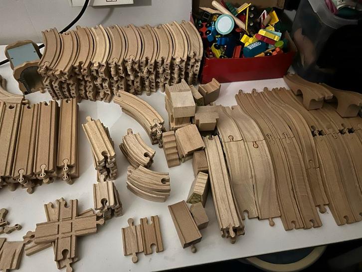 Grote Houten Treinbaan en Wegdelen Set, Kinderen en Baby's, Speelgoed | Overig, Gebruikt, Jongen of Meisje, Ophalen of Verzenden