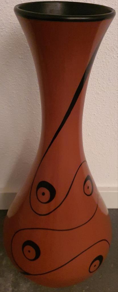 Unieke handgemaakte vaas oud gaaf erg groot hoogte 57 cm, Huis en Inrichting, Woonaccessoires | Vazen, Zo goed als nieuw, Minder dan 50 cm