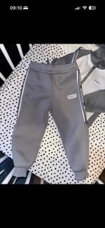 Traingspak Mcenzie, Kinderen en Baby's, Babykleding | Maat 86, Ophalen of Verzenden, Zo goed als nieuw, Jongetje of Meisje, Pakje