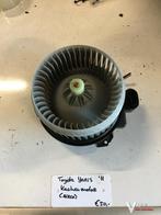 Toyota Yaris 1.3 Automaat 2011 5drs Kachelmotor (airco), Gebruikt, -, -, Ophalen of Verzenden