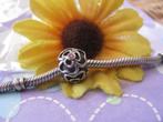 Pandora bedel P370 = bol met Zinnia bloemen + zirks ROZE, Pandora, Ophalen of Verzenden, Zo goed als nieuw, 1 bedel