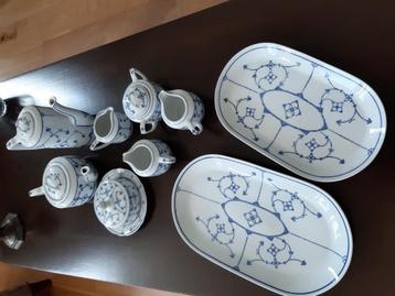servies  beschikbaar voor biedingen