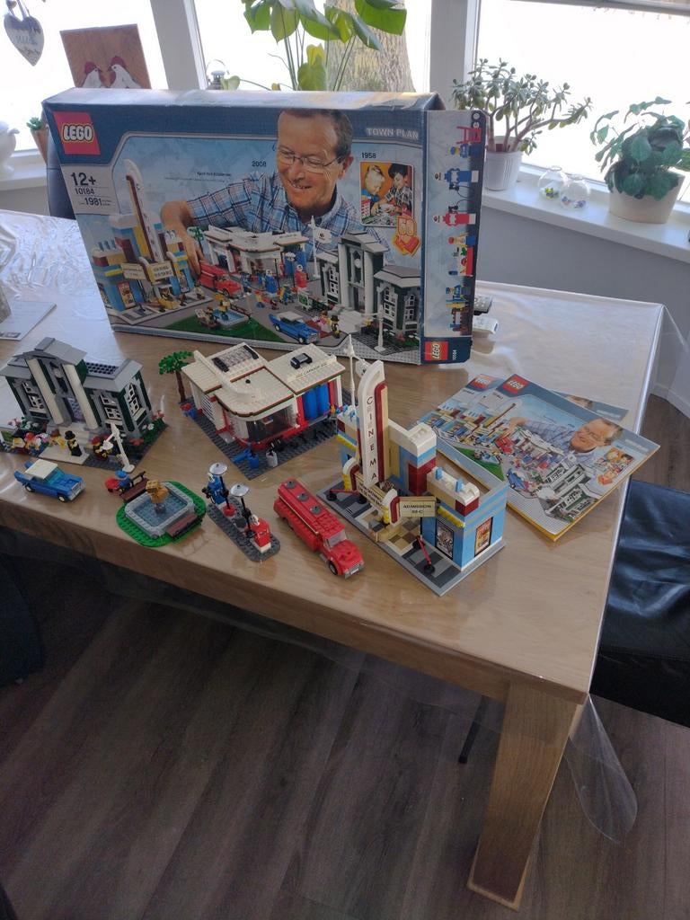 Lego town plan 10184, Ophalen of Verzenden, Zo goed als nieuw, Complete set, Lego