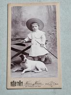 53) CDV/ FOTO KIND MET HOND - H.HEINZ KEULEN, Gebruikt, Foto, Ophalen of Verzenden, Voor 1940