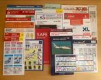 Set van 23 safety cards van verschillende airlines, Ophalen of Verzenden, Gebruikt, Kaart, Foto of Prent