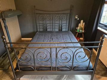 Zeer goede staat zwart ikea 140cm .5 latten los maar functio - afbeelding 2