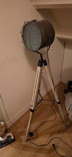 Driepoot Lamp, Ophalen, Zo goed als nieuw, Hout, 100 tot 150 cm