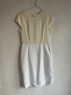 cos jurk beige wit maat 38, Kleding | Dames, Jurken, Maat 38/40 (M), COS, Verzenden, Beige