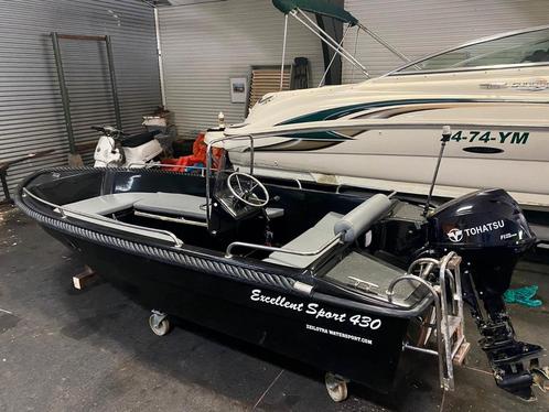 Te koop sloep exellent sport 430 ( nieuwstaat ), Watersport en Boten, Vis- en Consoleboten, Zo goed als nieuw, 10 tot 30 pk, 3 tot 6 meter