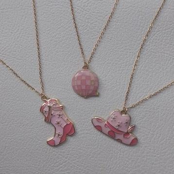 Stainless steel kettingen beschikbaar voor biedingen