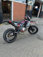 Aprilia SX50 custom build, Ophalen, 6 versnellingen, Maximaal 45 km/u, Zo goed als nieuw