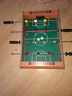 Klein voetbal tafel spel, Kinderen en Baby's, Speelgoed | Voetbaltafels, Ophalen of Verzenden