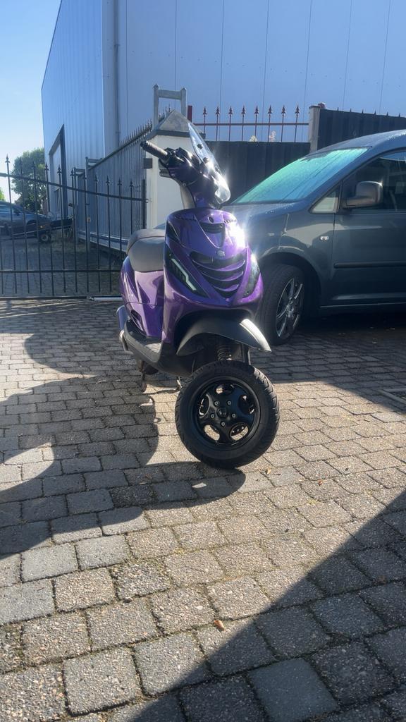 Zip 80 cc te ruil/te koop, Fietsen en Brommers, Scooters | Piaggio, Zo goed als nieuw, Zip, Maximaal 45 km/u, Benzine, Ophalen