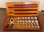 Vintage Horloge Glas Pers – Stalen Compleet Set, Antiek en Kunst, Antiek | Gereedschap en Instrumenten, Ophalen