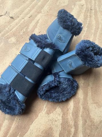 Peesbeschermers set blauw beschikbaar voor biedingen