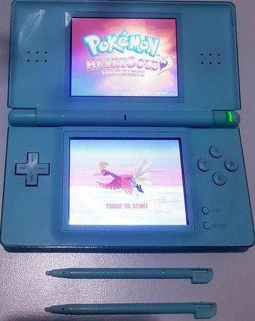 - Nintendo DS Lite/Turquoise/Boxed - beschikbaar voor biedingen