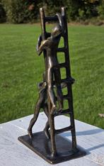 THE SKY IS THE LIMIT // Bronzen beeld, Antiek en Kunst, Kunst | Beelden en Houtsnijwerken, Ophalen of Verzenden