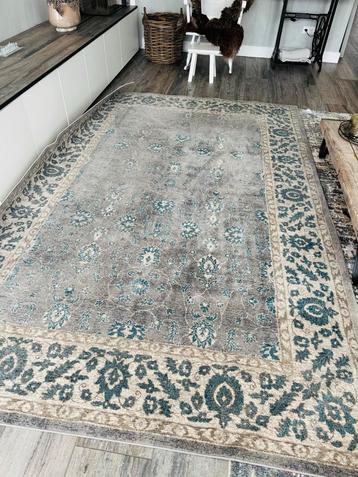 Groot Vintage Vloerkleed 200x300 beschikbaar voor biedingen
