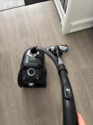 Stofzuiger Philips - 750W - A Label - Instelbare Zuigkracht beschikbaar voor biedingen